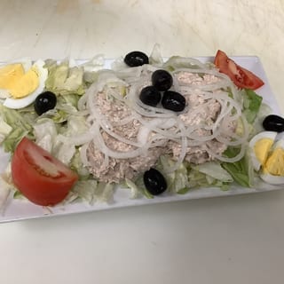 Tuna Salad Platter