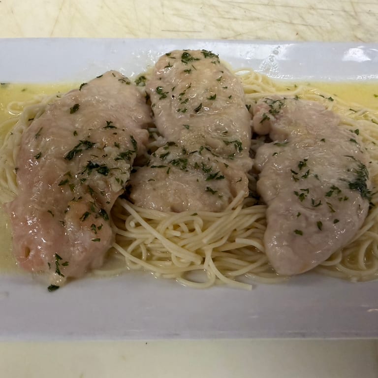 Savor Your Lunch with Us