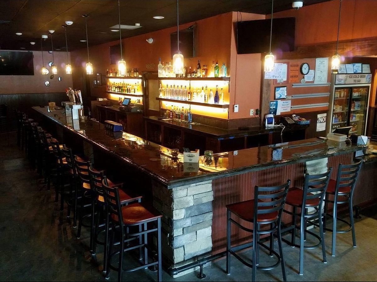 Relaxed Drinks & Seasonal Patio Dining