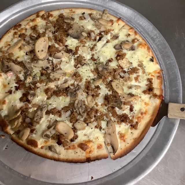 Gluten-Free or Cauliflower Crust Pizza.